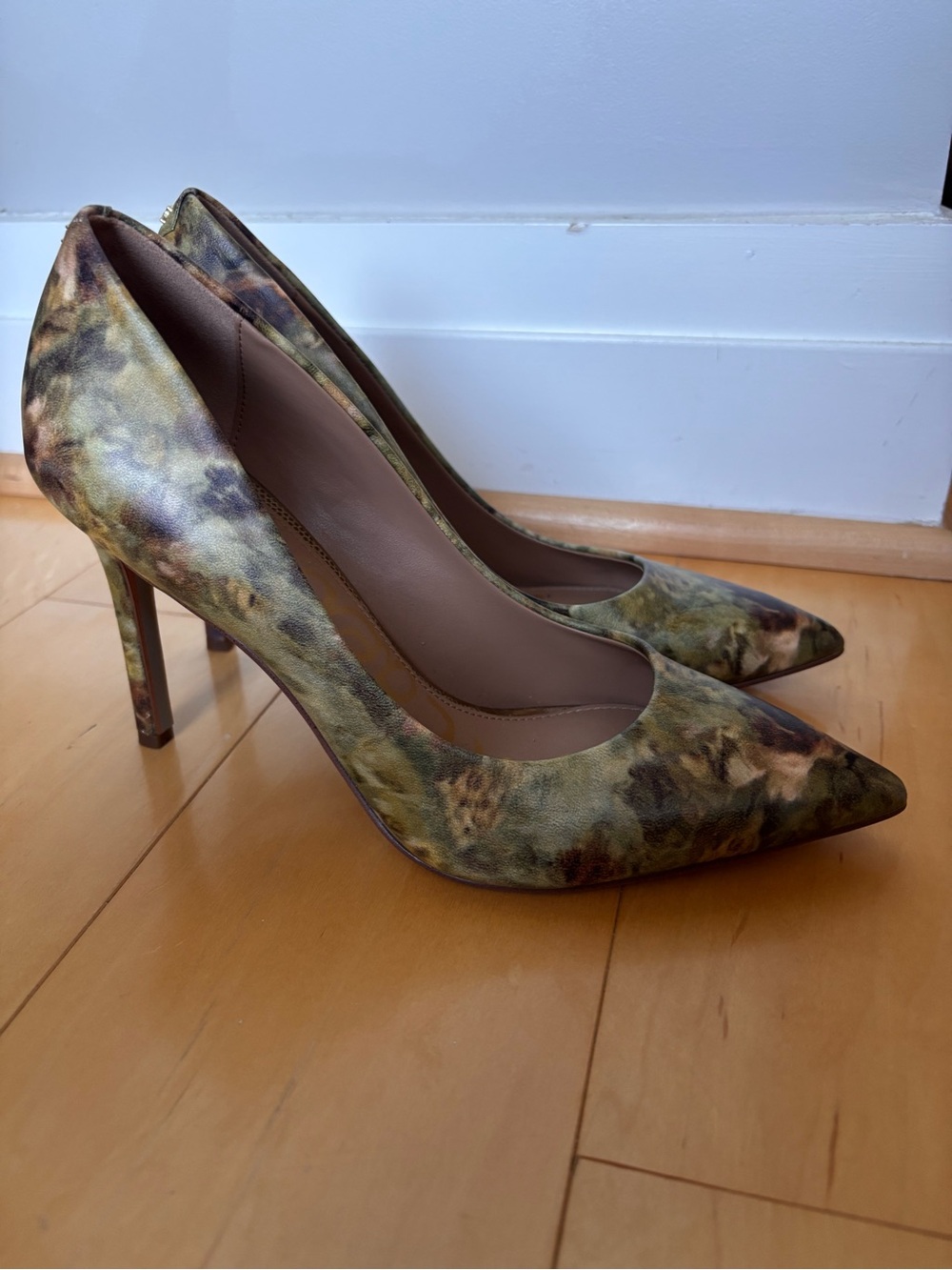 NEW Sam Edelman Women's Pointed Toe High Heels in Olive Multi-Color